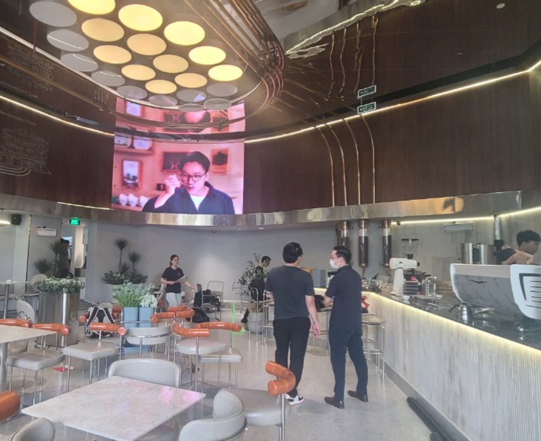 Màn Hình LED Quán Cafe Tại TP.HCM Màn Hình LED Quán Cafe Tại TP.HCM